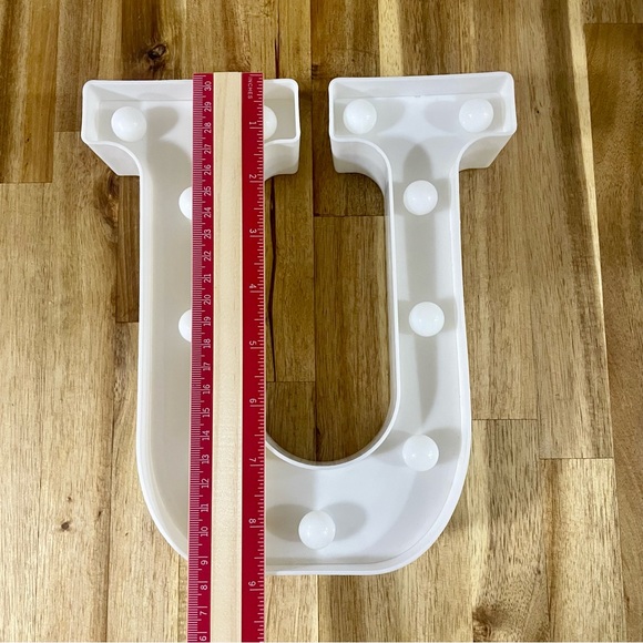 Marquee-Style Light Up Letter U Round Bulbs Hangs Sits Childs Room Decor - Picture 6 of 9